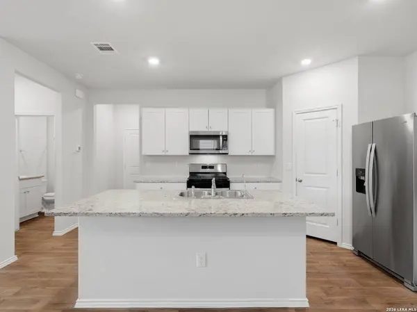 3260 ONION CRK, San Antonio, TX 78245