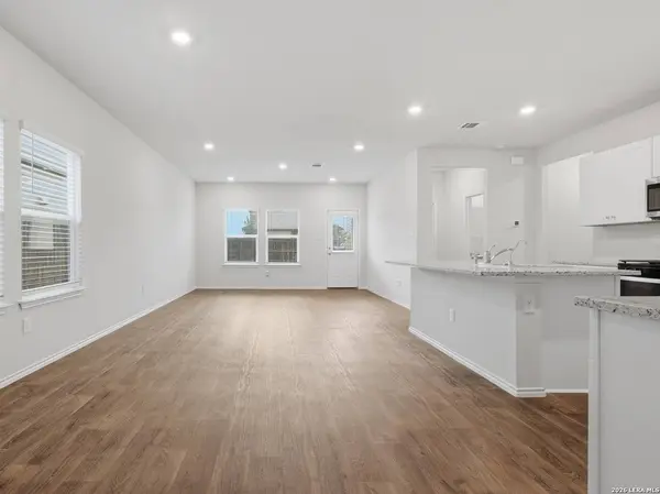 3260 ONION CRK, San Antonio, TX 78245