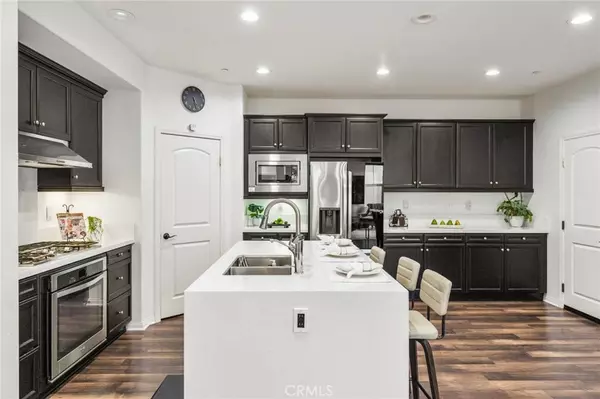 2974 E Walking Beam PL, Brea, CA 92821