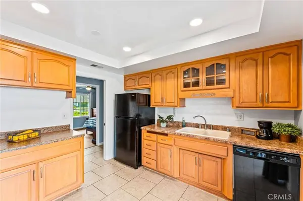 205 Coronado DR, Corona, CA 92879