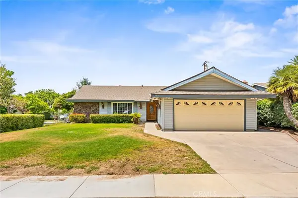 205 Coronado DR, Corona, CA 92879