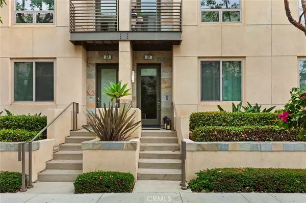 31 Soho, Irvine, CA 92612