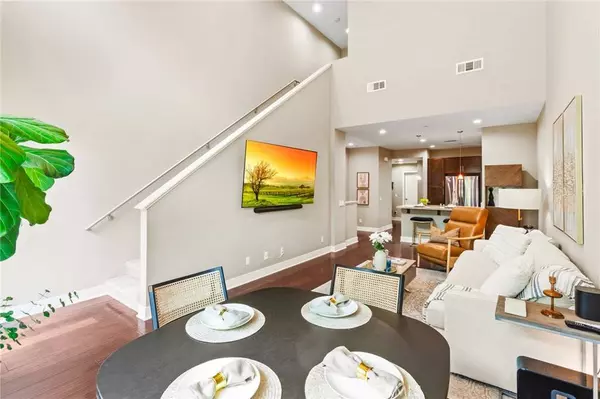 31 Soho, Irvine, CA 92612