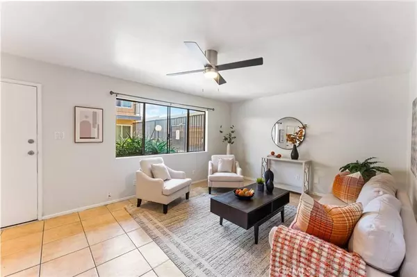 5535 Ackerfield AVE #10, Long Beach, CA 90805