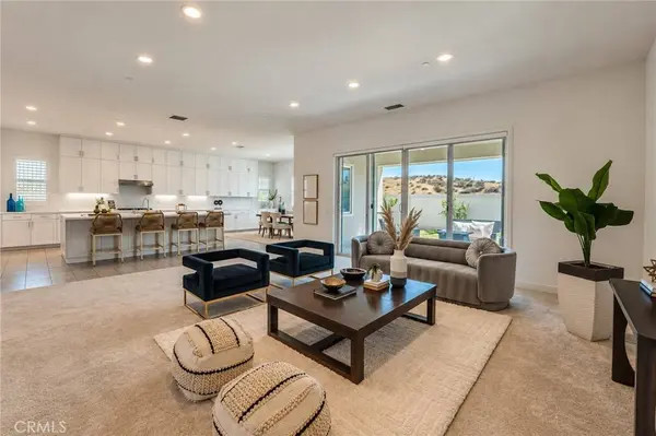 17700 Ridgeline CT, Saugus, CA 91350