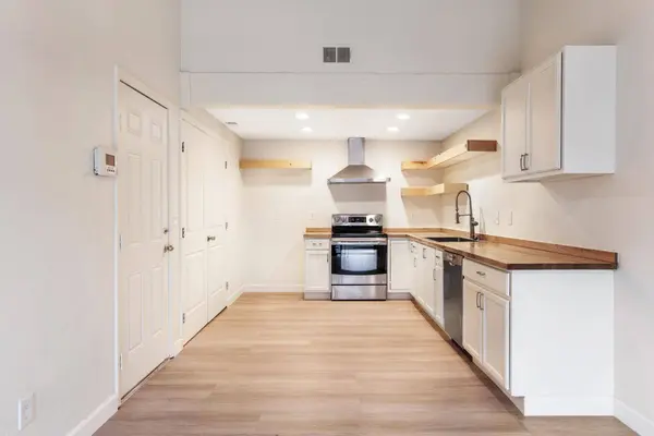 8355 Deville Oaks WAY, Citrus Heights, CA 95621