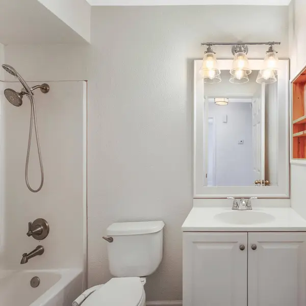 8355 Deville Oaks WAY, Citrus Heights, CA 95621