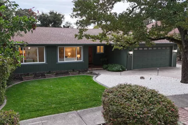 1060 Oakmont CT, Napa, CA 94559