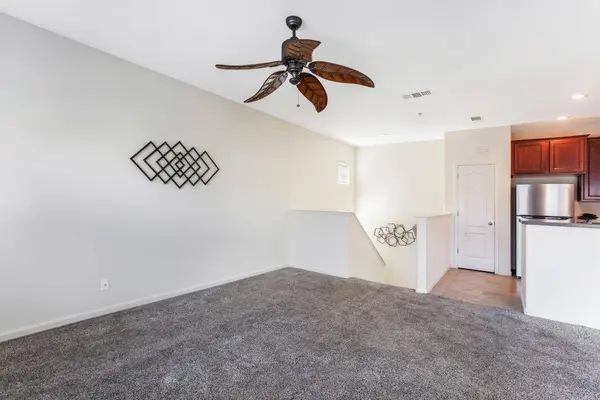 3301 N Park DR #411, Sacramento, CA 95835