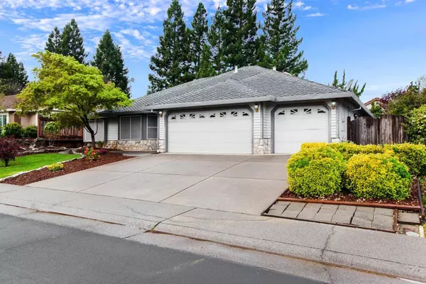 2649 Emmet DR, Auburn, CA 95603