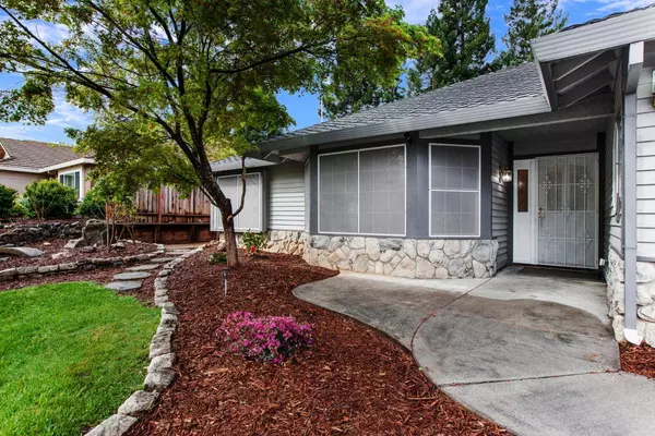 2649 Emmet DR, Auburn, CA 95603