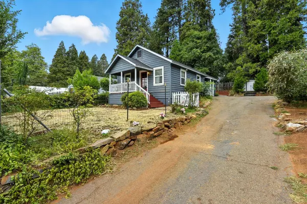 3967 Roosevelt AVE, Camino, CA 95709