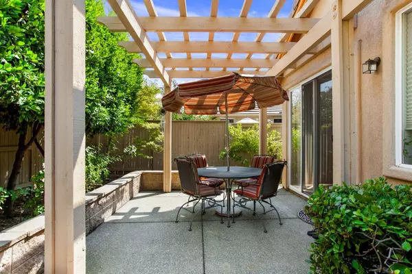 1160 Cobblefields CT, Folsom, CA 95630