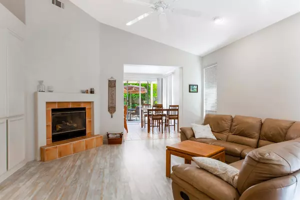 1160 Cobblefields CT, Folsom, CA 95630