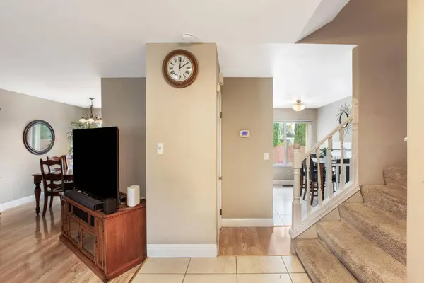7704 Mcbeth WAY, Sacramento, CA 95828