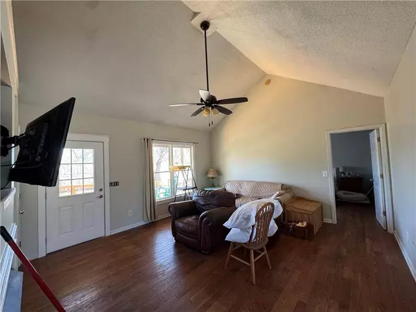 641 Cutoff RD, Jasper, GA 30143