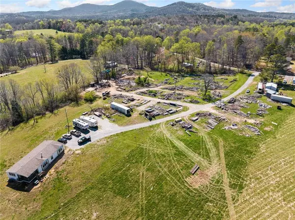 209 Hyde RD, Jasper, GA 30143