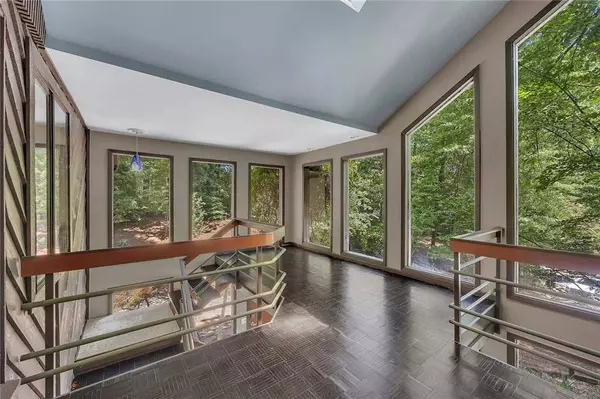 4655 Latimer CT NE, Kennesaw, GA 30144