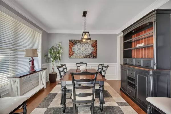 428 Canyon Creek LNDG, Canton, GA 30114