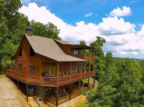 499 Raven Ridge CIR, Mineral Bluff, GA 30559