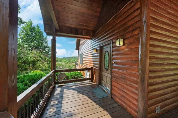 499 Raven Ridge CIR, Mineral Bluff, GA 30559