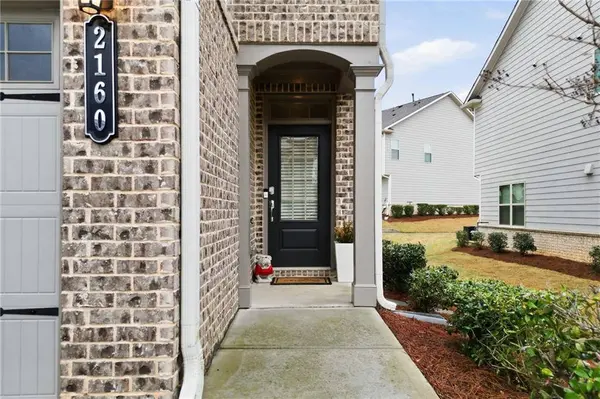 2160 Lanier Harbor PT, Buford, GA 30518