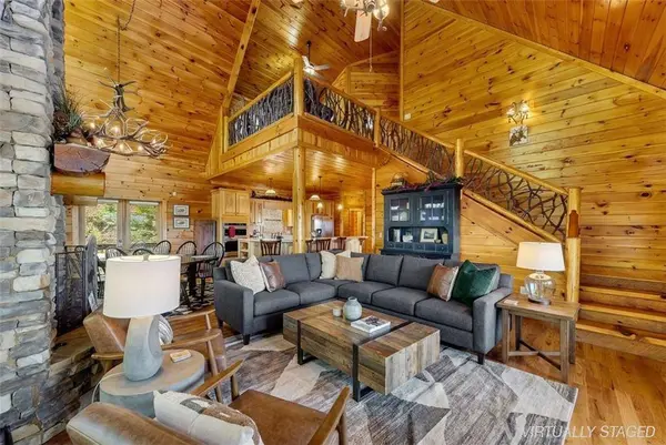 499 Raven Ridge CIR, Mineral Bluff, GA 30559