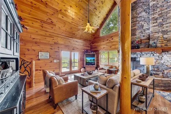 499 Raven Ridge CIR, Mineral Bluff, GA 30559