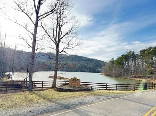 402 Acerose DR, Jasper, GA 30143