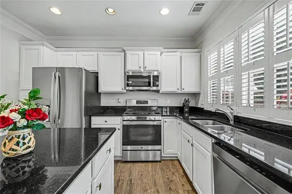 705 Berkeley TER, Canton, GA 30115