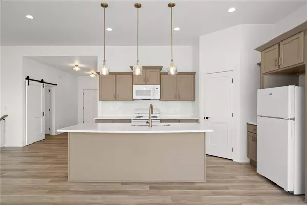 542 Bella Street, West Des Moines, IA 50266