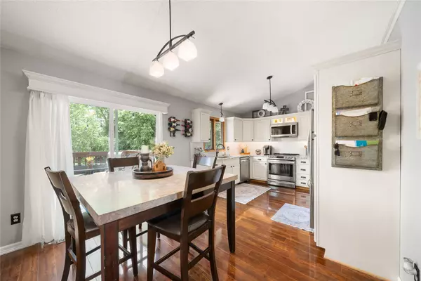 9640 Quail Run, Urbandale, IA 50322