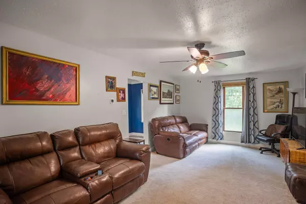 4108 SW 12th ST, Des Moines, IA 50315