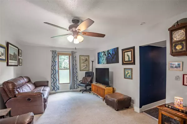 4108 SW 12th Street, Des Moines, IA 50315