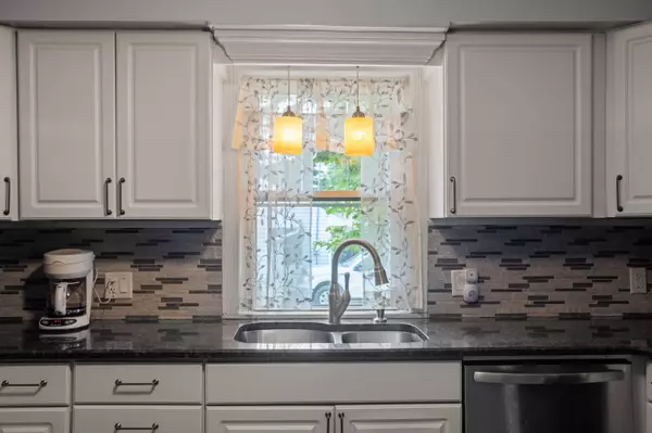 4108 SW 12th ST, Des Moines, IA 50315