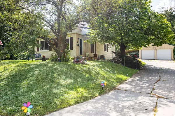 4108 SW 12th Street, Des Moines, IA 50315