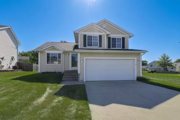 3111 SW Fox Run DR, Ankeny, IA 50023