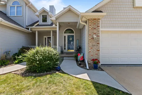 10632 Sharon Circle, Urbandale, IA 50322