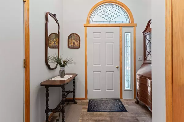 10632 Sharon Circle, Urbandale, IA 50322