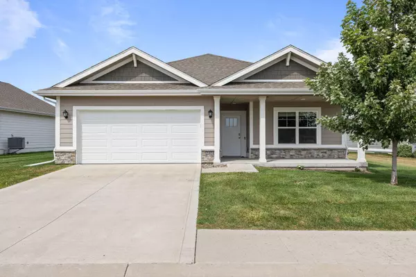 2816 SW Plaza LN, Ankeny, IA 50023