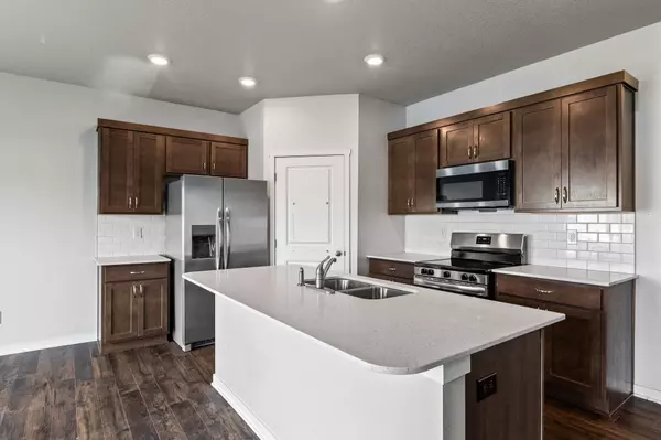 2816 SW Plaza Lane, Ankeny, IA 50023