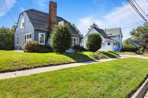 728 E Avenue, Nevada, IA 50201