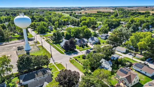 728 E Avenue, Nevada, IA 50201