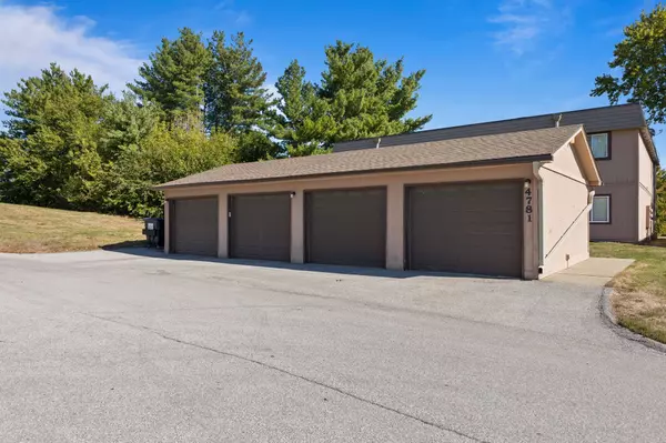 4781 Woodland Avenue #2, West Des Moines, IA 50266