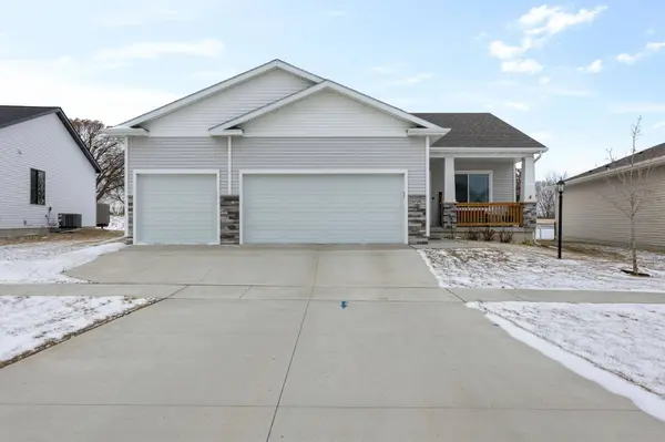 6706 NE 9th Court, Des Moines, IA 50313