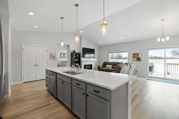 6706 NE 9th Court, Des Moines, IA 50313