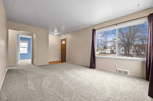 1169 SW Kenworthy Drive, Ankeny, IA 50023