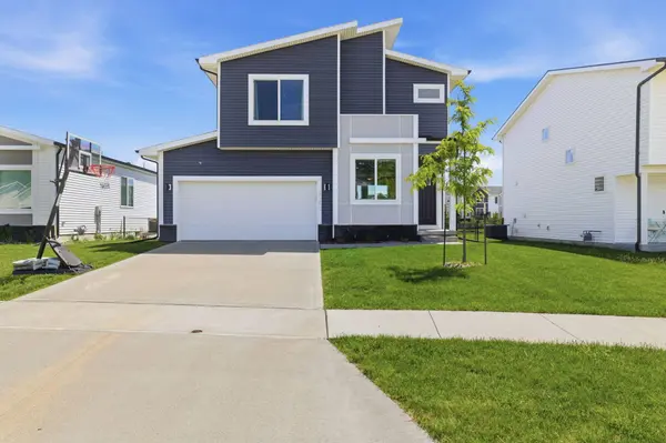 1546 S Redtail AVE, West Des Moines, IA 50265