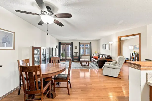 301 SE Delaware AVE #201, Ankeny, IA 50021
