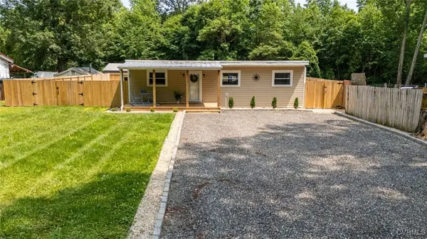 1659 Sunken Meadow RD, Spring Grove, VA 23881